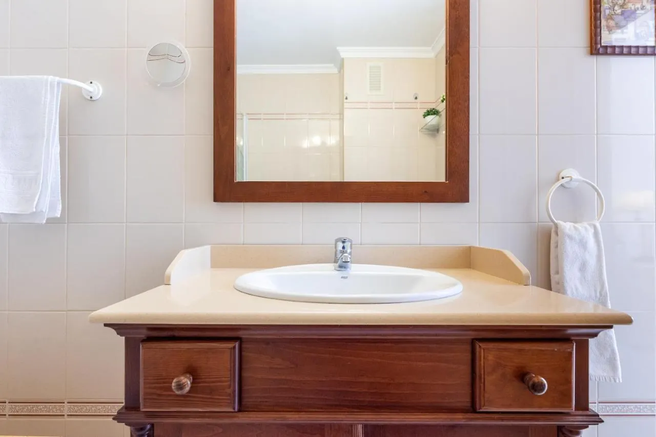 Apartamento Adriana فوينخيرولا